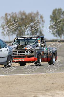 media/Sep-28-2025-24 Hours of Lemons (Sun) [[5dfe0e5f6e]]/10am (Off Ramp Exit)/